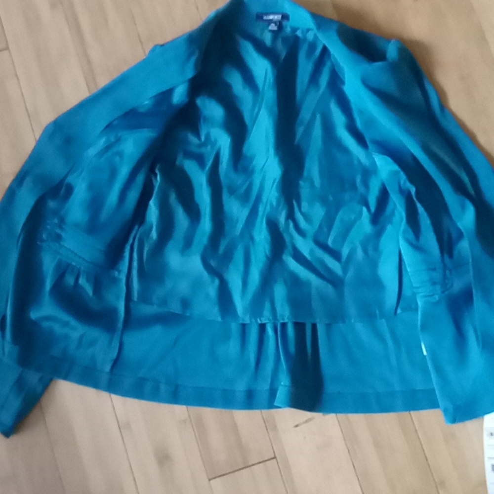 Jacket - Picture 3 of 3